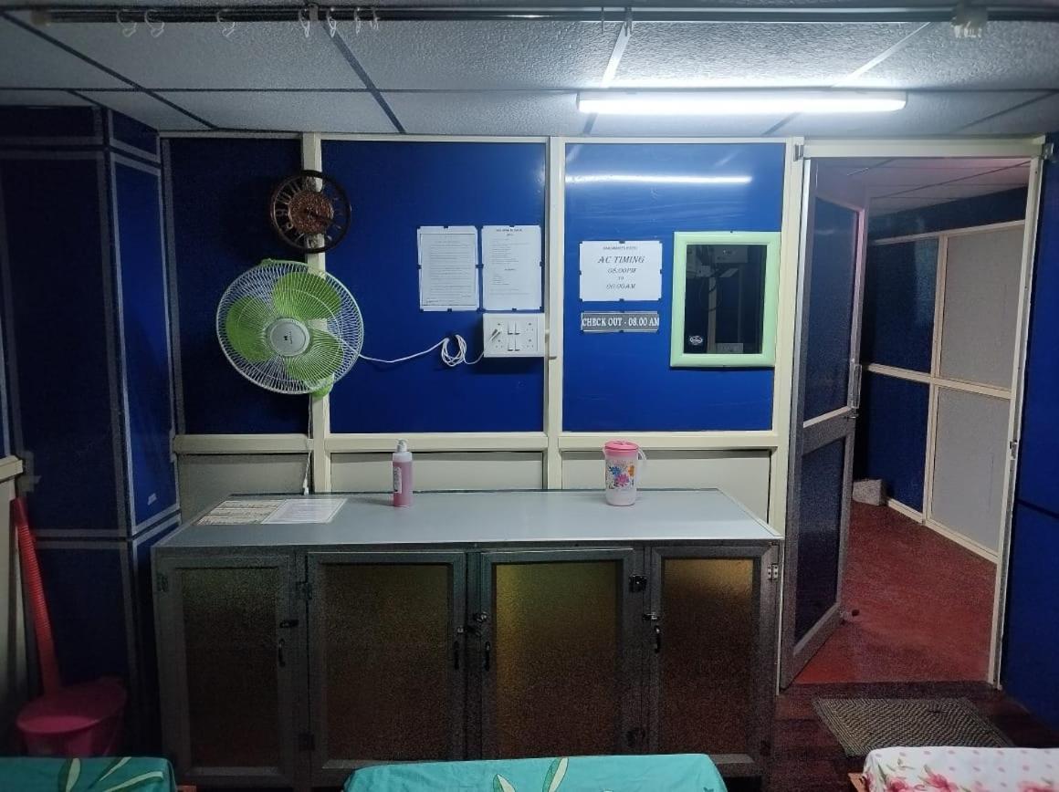 פורט בלייר Rajeswari Ac Dormitory For Indian Males Only מראה חיצוני תמונה